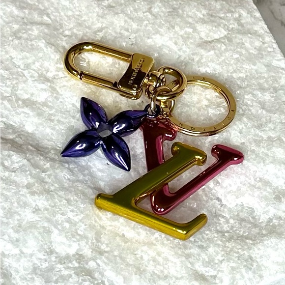 EUC Louis Vuitton Multicolor New Wave Bag Charm Key Holder - Picture 13 of 17